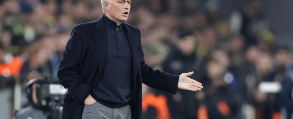 包含拉齐奥主场爆冷输球，球迷失望不已的词条