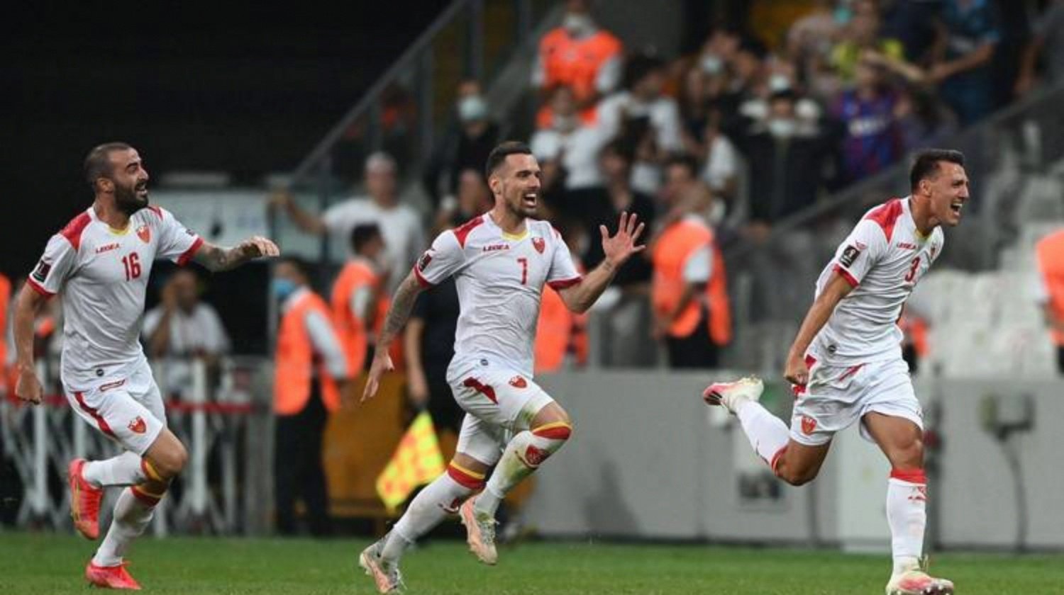 九游官网入口-包含欧预赛赛前瞬间揭秘,球迷狂热期待的词条