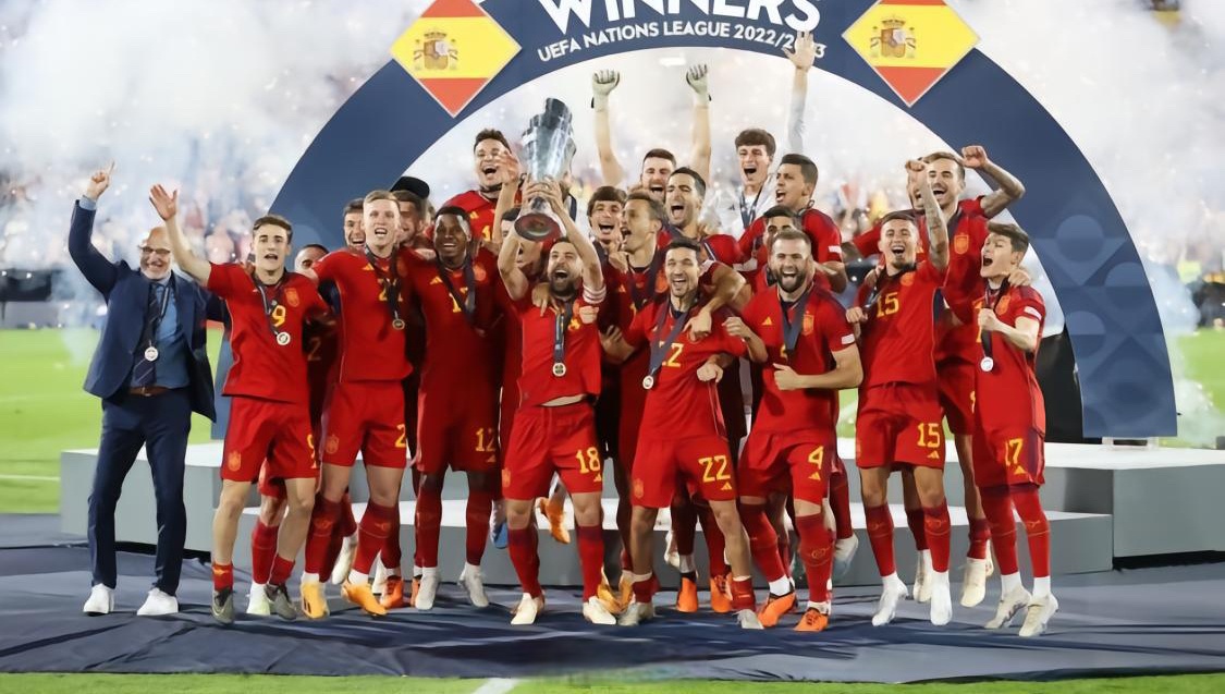 欧洲豪强争霸，看点十足引人入胜